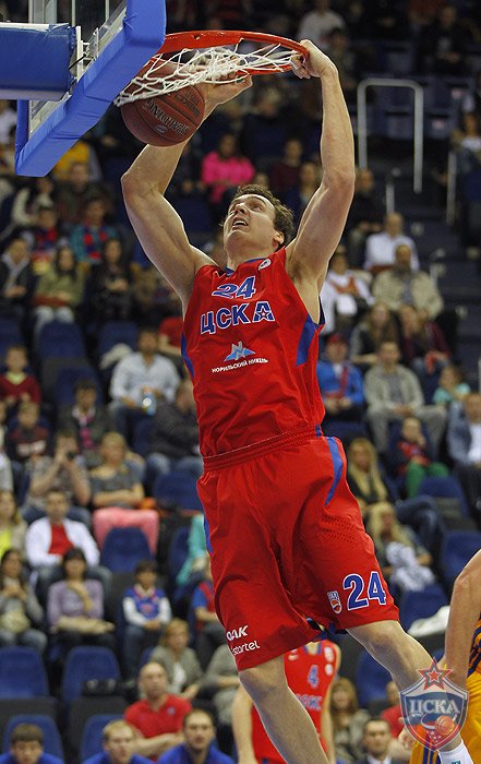 俄罗斯篮球联赛决赛：莫斯科中心队夺得冠军(俄罗斯篮球联赛决赛莫斯科中心队夺得冠军了吗)