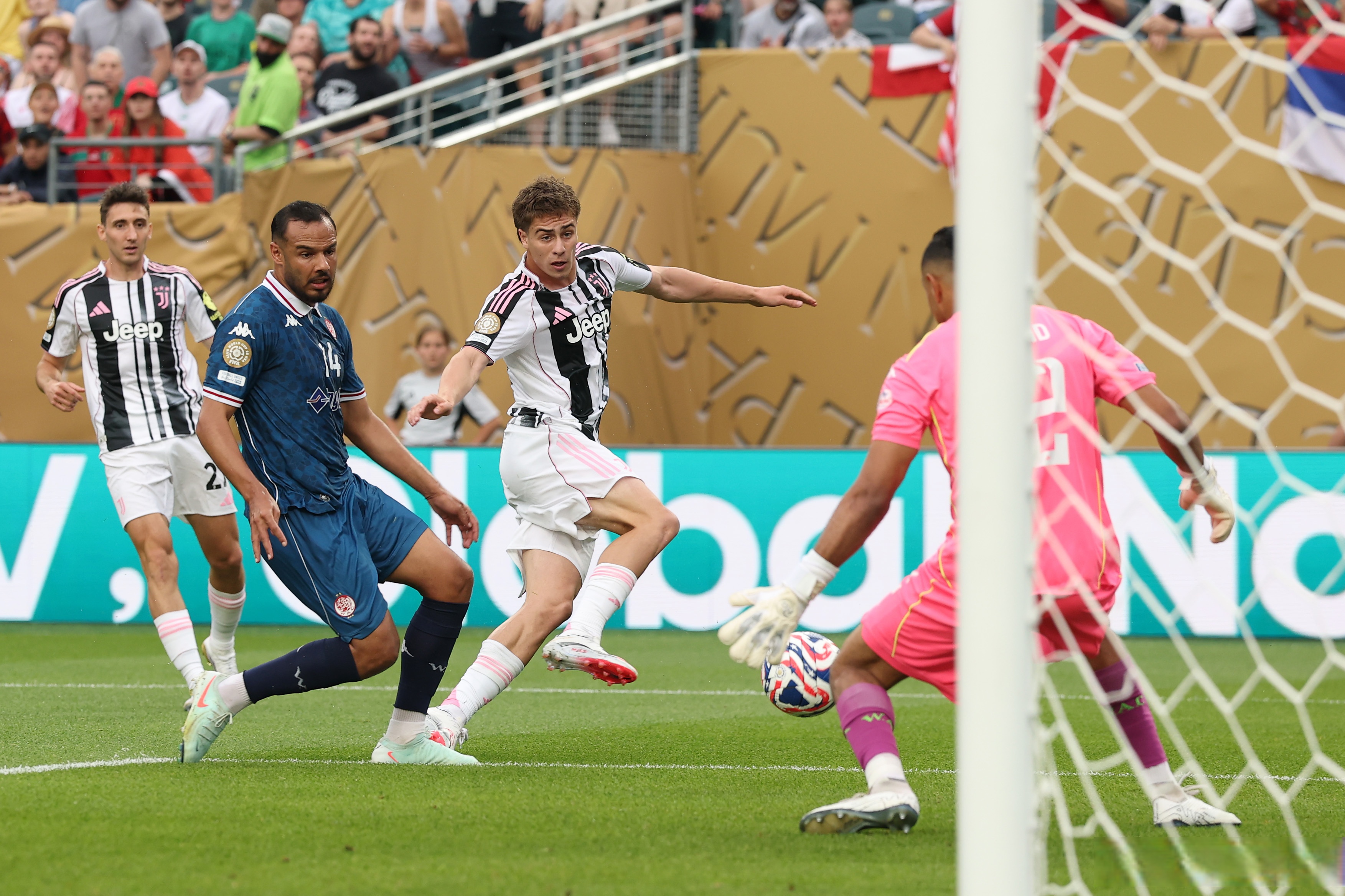 关于尤文图斯主场大胜,携手跻身前列的信息 关于尤文图斯主场大胜,携手跻身前列的信息