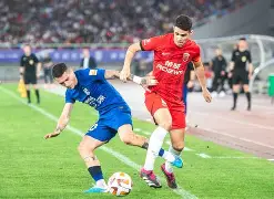 卫冕冠军实现了一场重要胜利,继续领跑积分榜(卫冕冠军解释) 卫冕冠军实现了一场重要胜利,继续领跑积分榜(卫冕冠军解释)