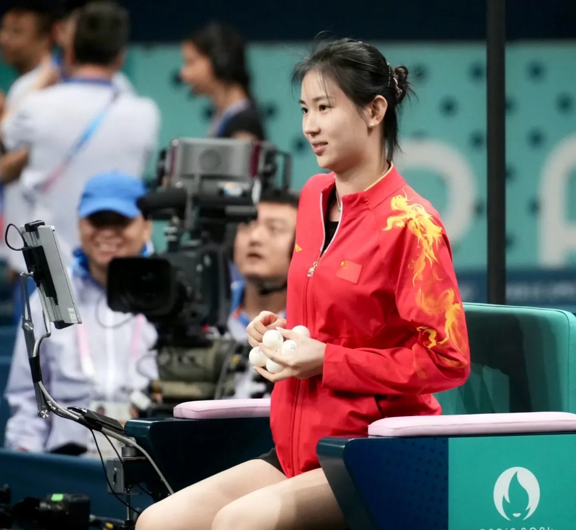 九州娱乐登录入口-一场比赛中运动员的精彩表现引人注目的句子